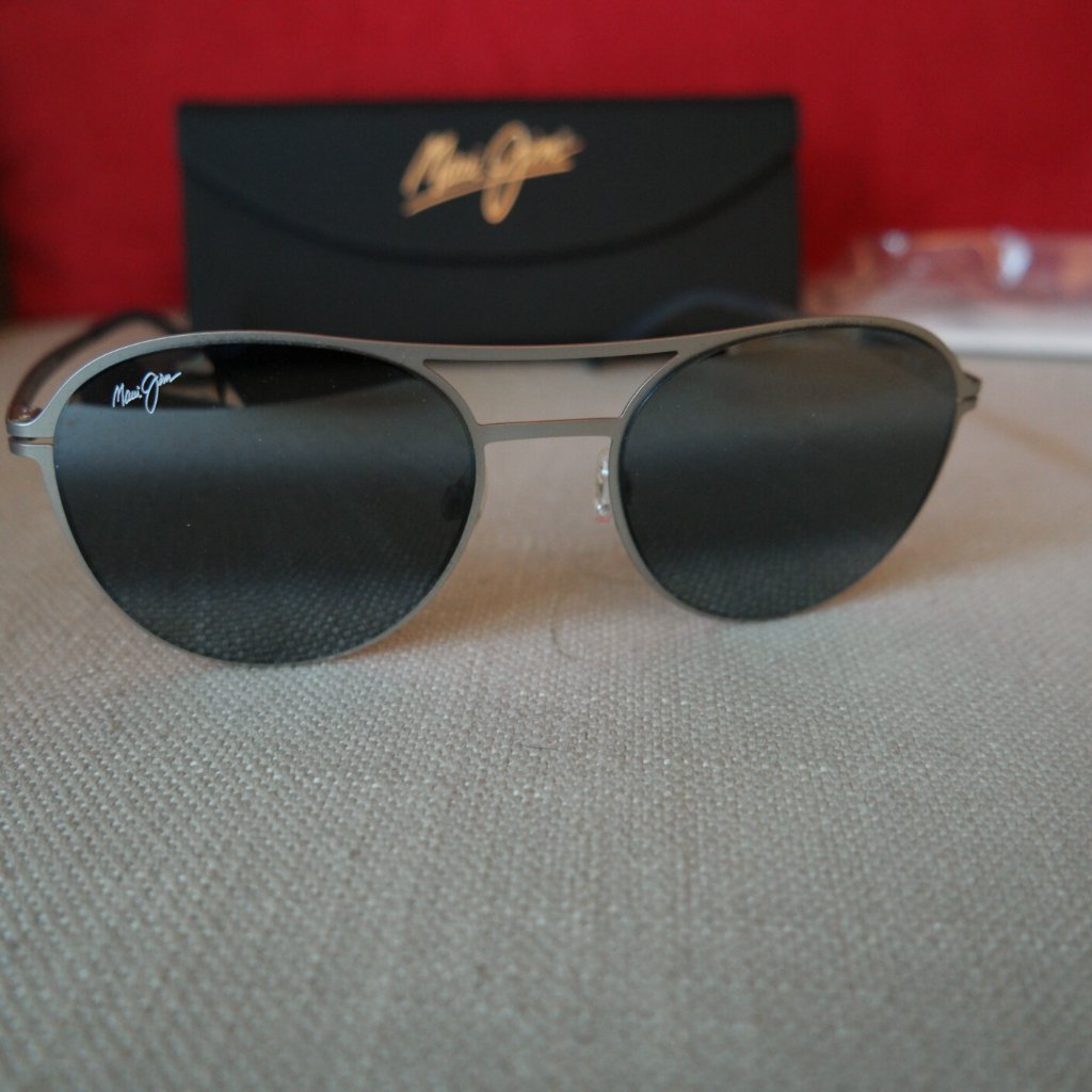Maui Jim Half Moon Polarized Sunglasses In Titanium Frame W/Grey Mirror Aviator